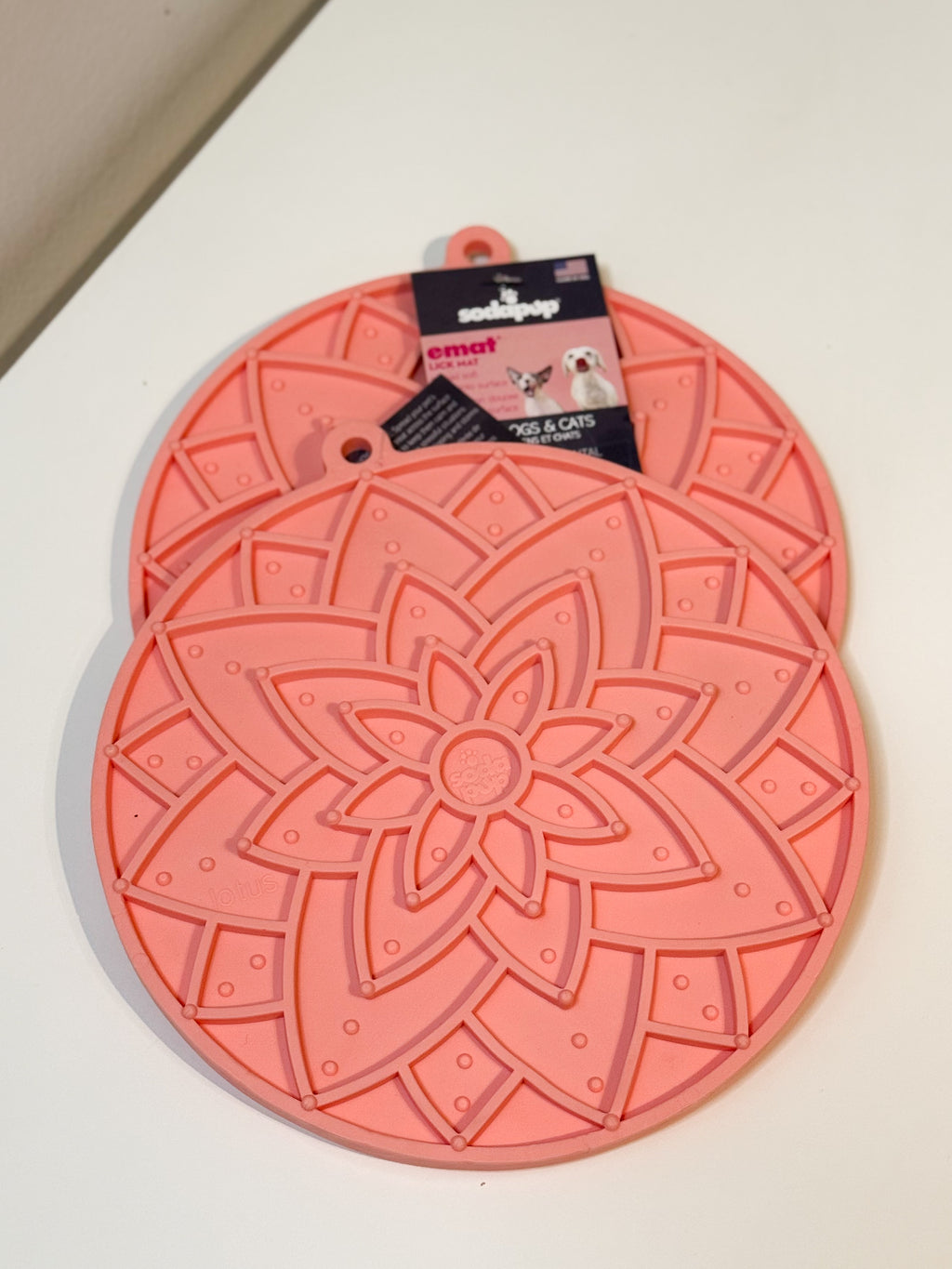 SodaPup Lotus nuolumatto
